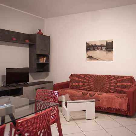 Daisy Apartment